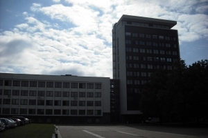 (c) KaunoZinios.lt archyvo nuotr.Pramoninės statybos projektavimo instituto pastatas Vienybės aikštėje (dabar „Pramprojektas“).