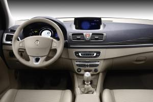 automobilio_salonas (c) renault.lt archyvo nuotr.