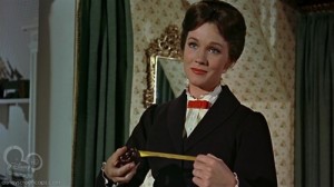 merė popins Merė Popins (Mary Poppins) buvo praktiškai ideali visais atžvilgiais. Todėl, kad ji žinojo, kaip išmatuoti viską. Būtent jos žinios pavertė ją idealia. Absoliuti dauguma žmonių beveik nieko nežino apie matavimus, todėl jie nei iš tolo neprilygsta Merei Popins.